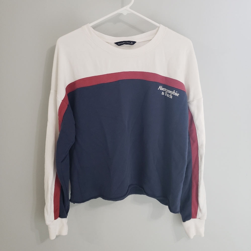 A&F Cropped Logo Crewneck Sz M
